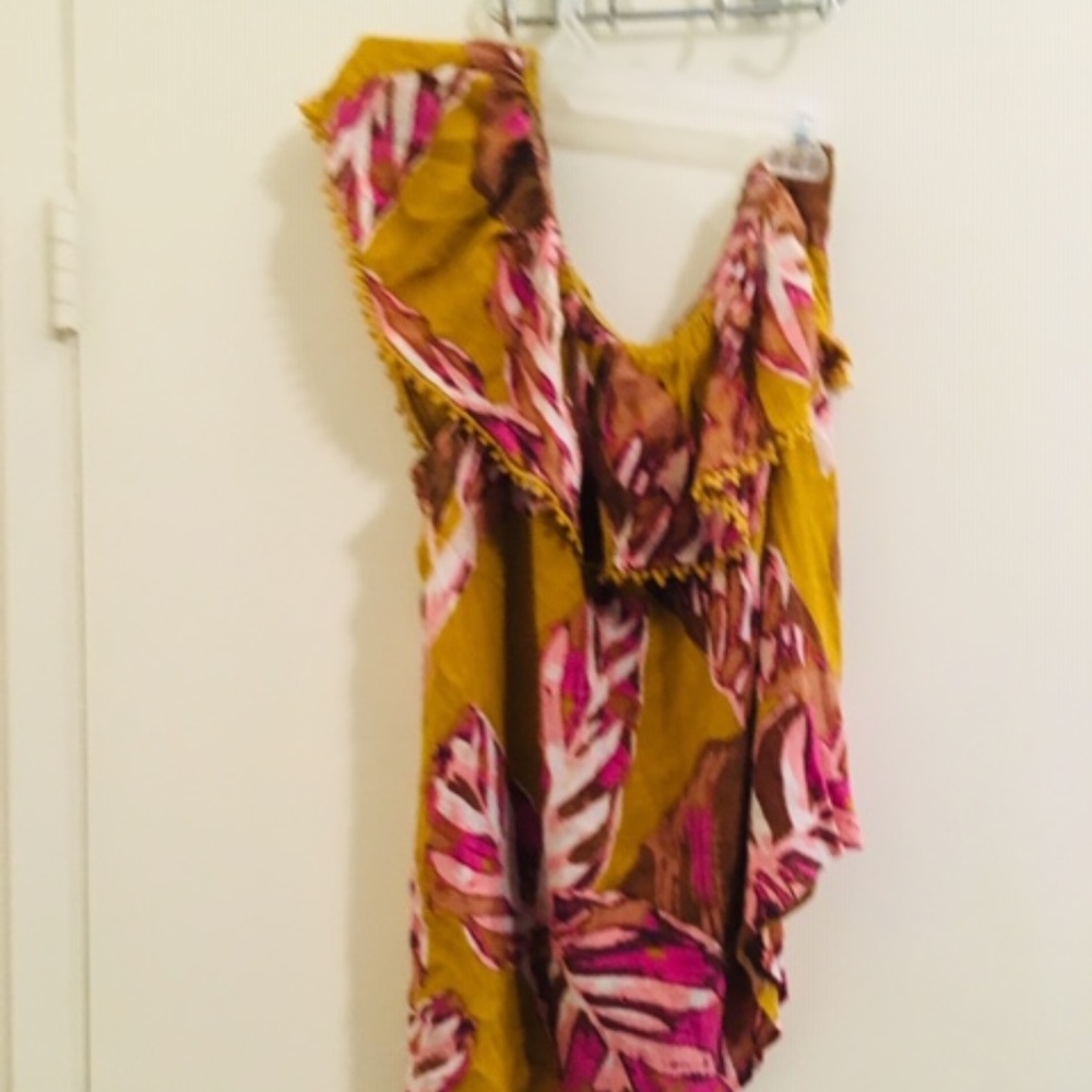 Mossimo Floral one sleeve off shoulder Sz XL